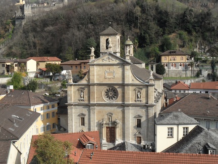  Chiesa collegiata dei Santi Pietro e Stefano 