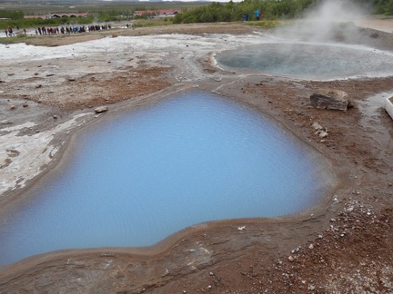  A blue hot puddle in Geysir 